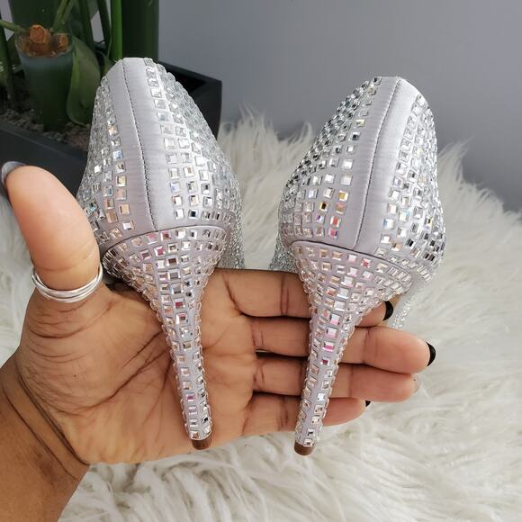 Lauren Lorraine Silver Rhinestone Embellished Pointed Toe Pumps 11 - Picture 5 of 9